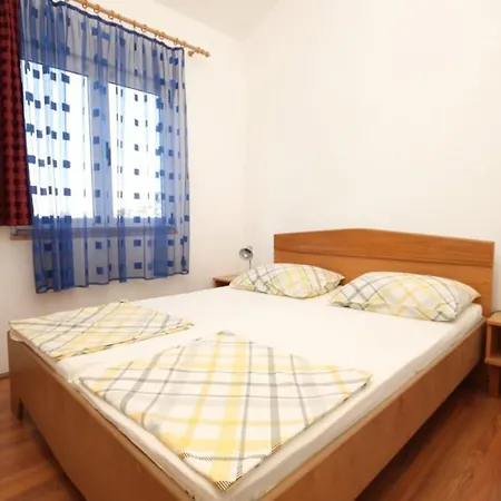 شقة With Parking Space Razanj, - 8360 *